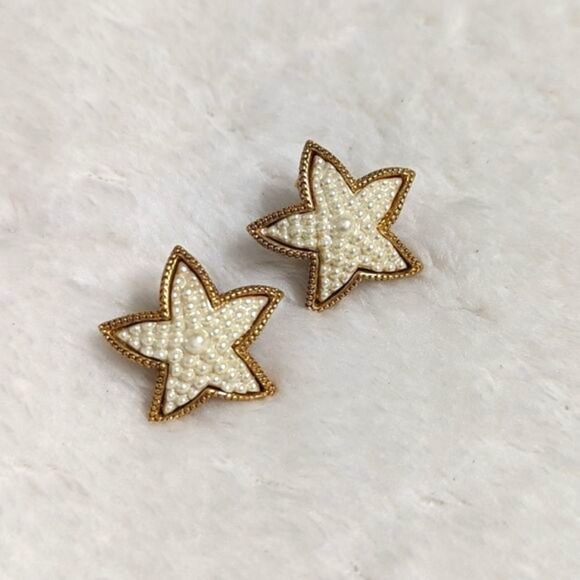 Jewelry - Vintage Goldtone and Faux Pearl Starfish Pierced Earrings